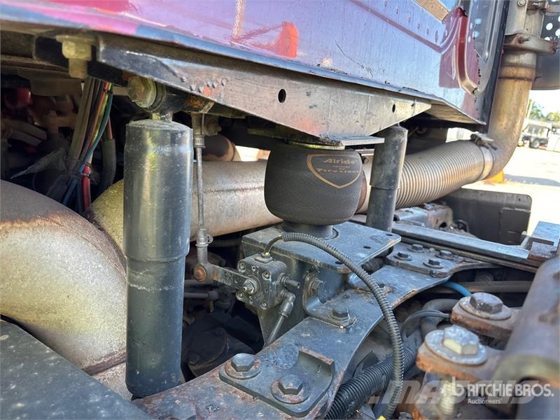 Western Star 4900 8x4 Tri/A Dump Truck Kipper