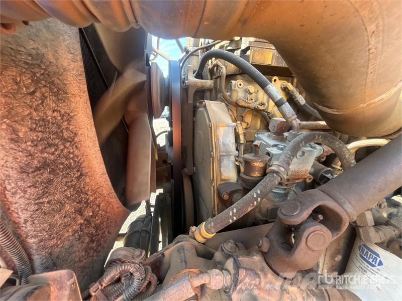 Western Star 4900 8x6 Grapple Truck 兩爪吊夾