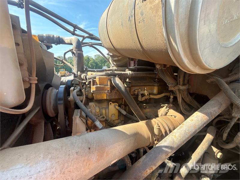 Western Star 4900 8x6 Grapple Truck 兩爪吊夾