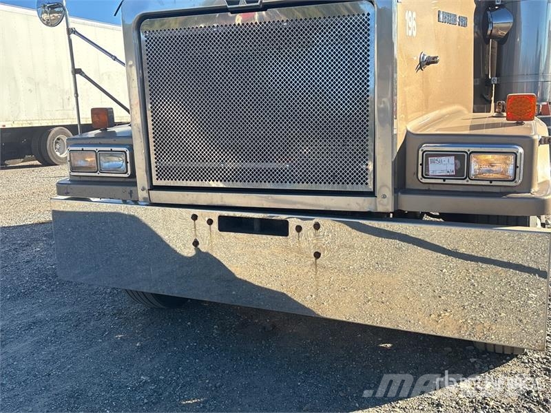 Western Star 4900FA Truck Tractor Units