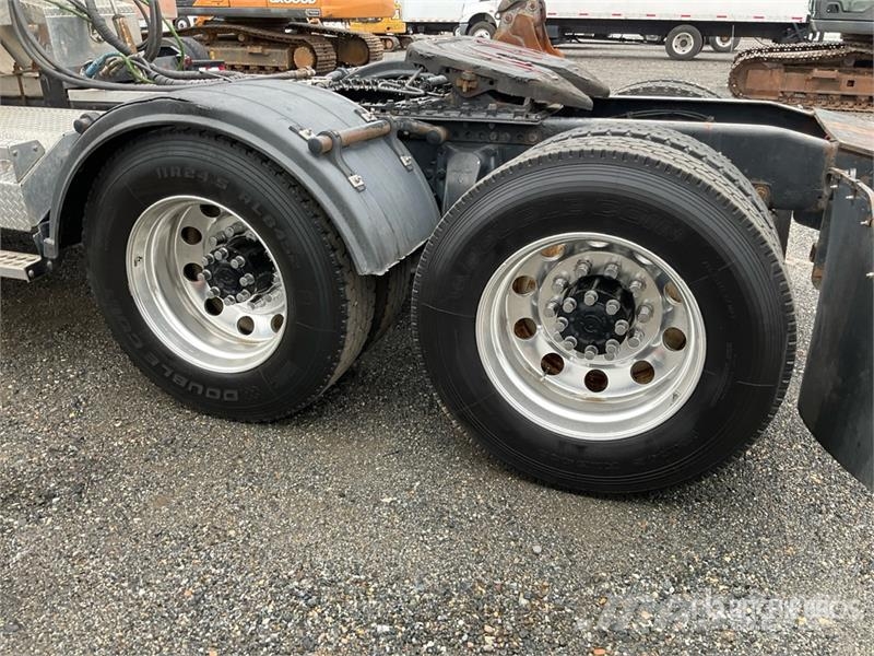 Western Star 4900SA 6x4 T/A Day Cab Truck Tractor Vilcēji