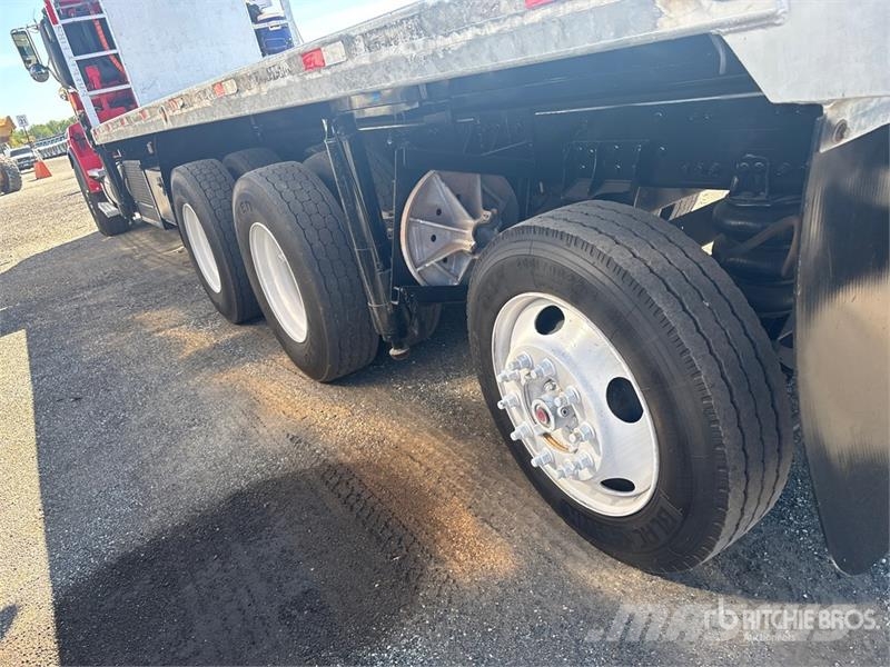 Western Star F390SE 8250 lb Knuckle Boom on Western Star 4700SB クレーントラック、ユニック車