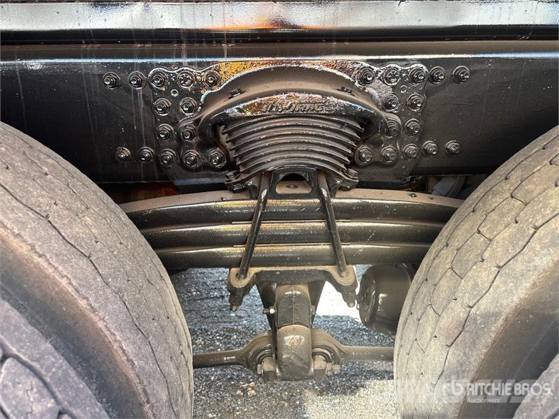Western Star F390SE 8250 lb Knuckle Boom on Western Star 4700SB クレーントラック、ユニック車