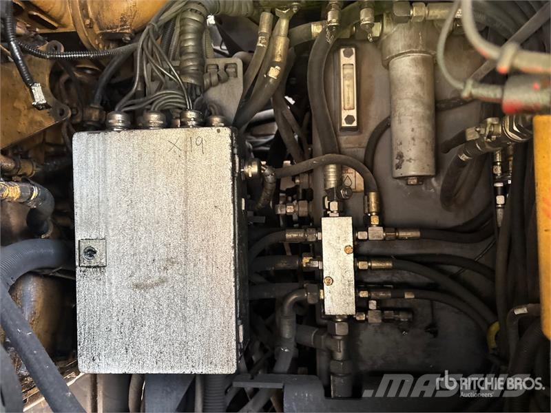 Wirtgen W2100 Fresa a freddo per asfalto