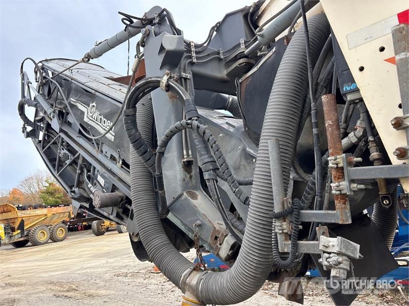 Wirtgen W2100 Fresa a freddo per asfalto
