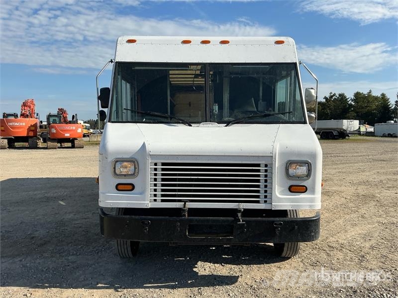 Workhorse W42 4x2 Step Van Furgons