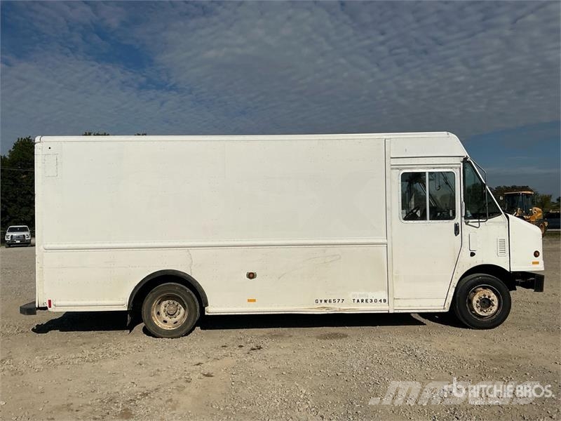 Workhorse W42 4x2 Step Van Furgons
