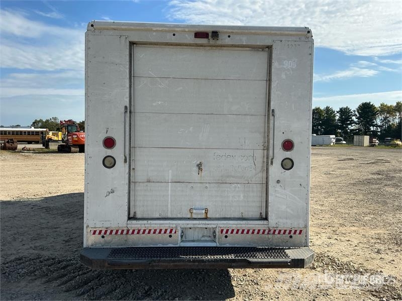 Workhorse W42 4x2 Step Van Furgons