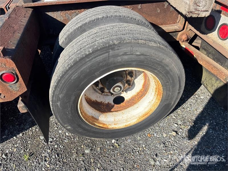  XL Specialized 120HDE 60 ton Tri/A 27 ft - 46 ft E Lavetit