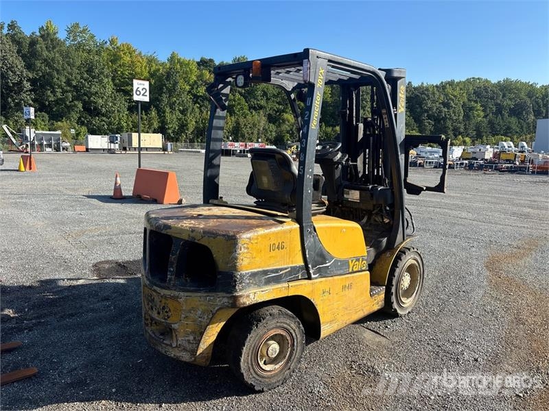 Yale GDP070VXNYSE091 6550 lb Cushion Tire Forklift Šakiniai krautuvai - Kita