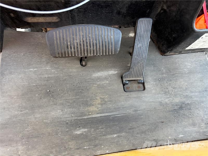Yale GLP030 3000 lb Forklift 그 외 지게차