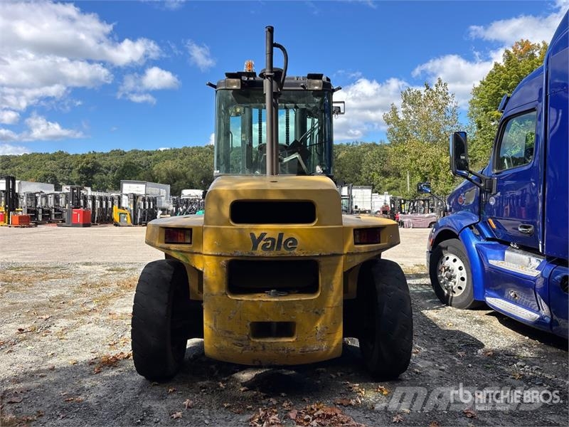 Yale GP250DBEPDV143 22900 lb Pneumatic Tire Forklift 그 외 지게차