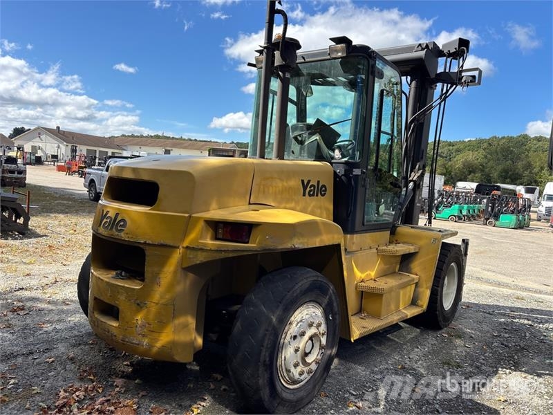 Yale GP250DBEPDV143 22900 lb Pneumatic Tire Forklift 그 외 지게차