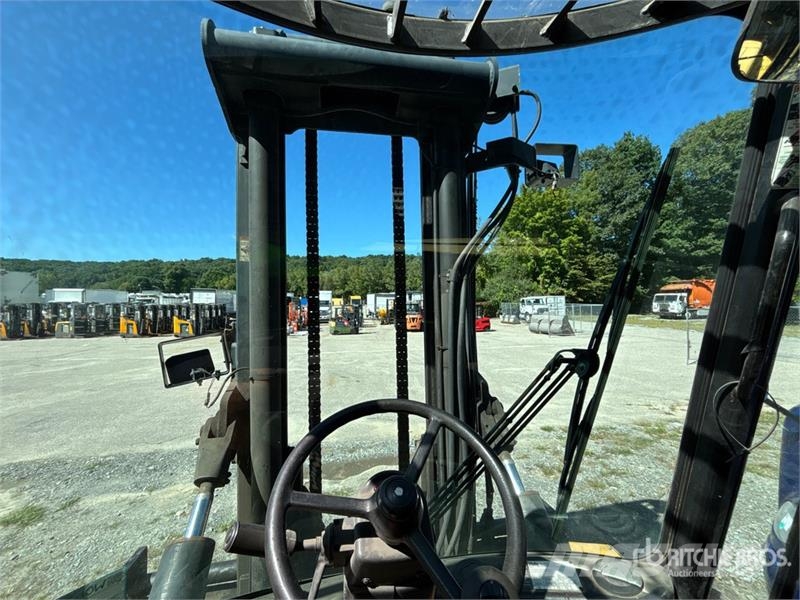 Yale GP250DBEPDV143 22900 lb Pneumatic Tire Forklift 그 외 지게차
