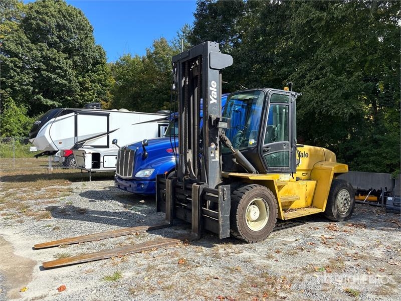Yale GP250DBEPDV143 22900 lb Pneumatic Tire Forklift 그 외 지게차