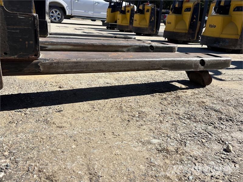 Yale MPB045 4510 lb Electric Pallet Jack Kézi raklapemelő