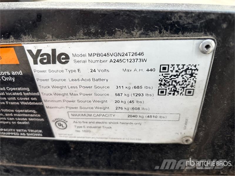 Yale MPB045VG 4510 lb Electric Pallet Jack Hand pallet truck