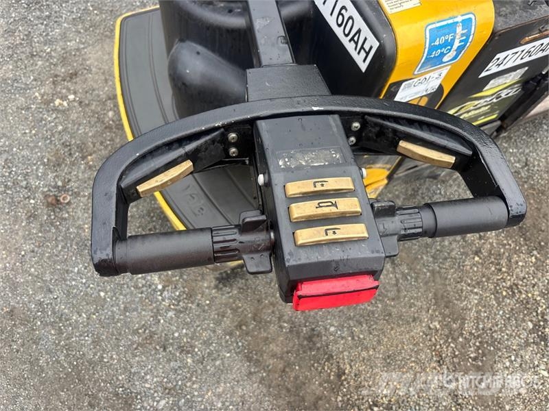 Yale MPE080LVGN24T2896 8000 lb Electric Pallet Jack Ručni paletni viličar
