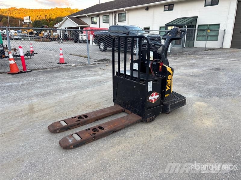 Yale MPE080VH 8000 lb Electric Pallet Jack Løftevogne