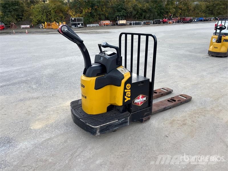 Yale MPE080VH 8000 lb Electric Pallet Jack Løftevogne
