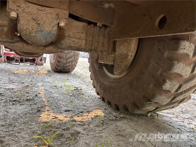 Yanmar V8 Wheel Loader Utovarivači na točkove
