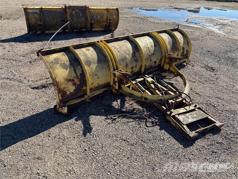 10 ft 2 Way Snow Plow Снежные отвалы и плуги