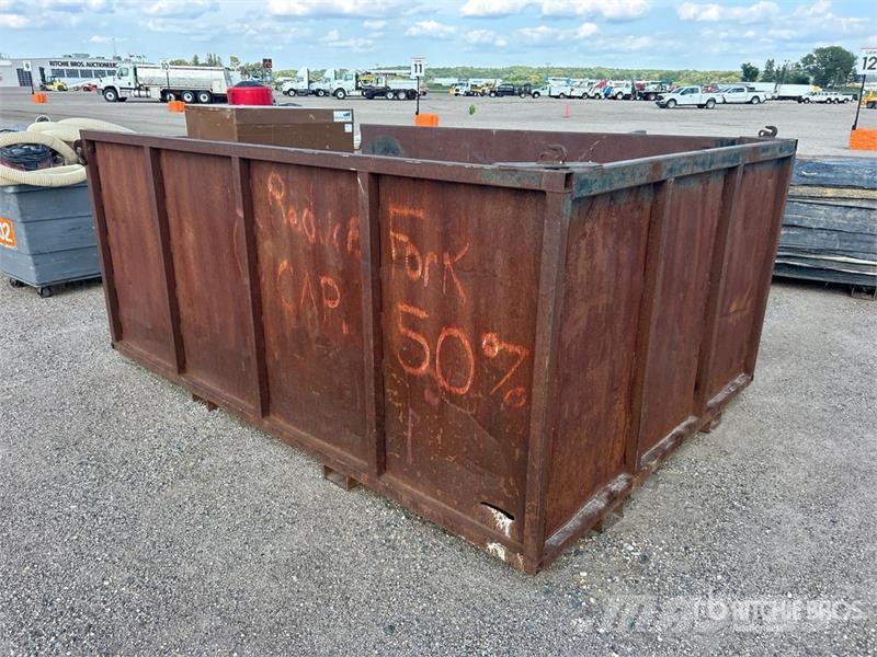 10 ft x 7 ft x 4 ft Dumpster Lauksaimniecība- Citi