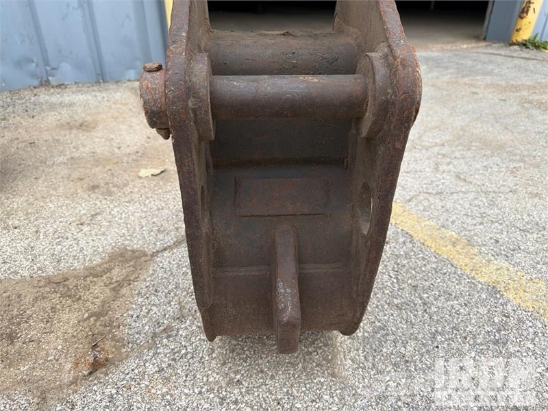  10 in Digging Excavator Bucket - Fits Yanmar دلاء