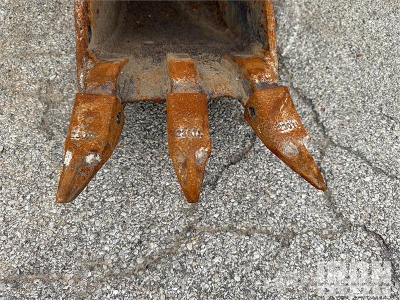  10 in Digging Excavator Bucket - Fits Yanmar دلاء