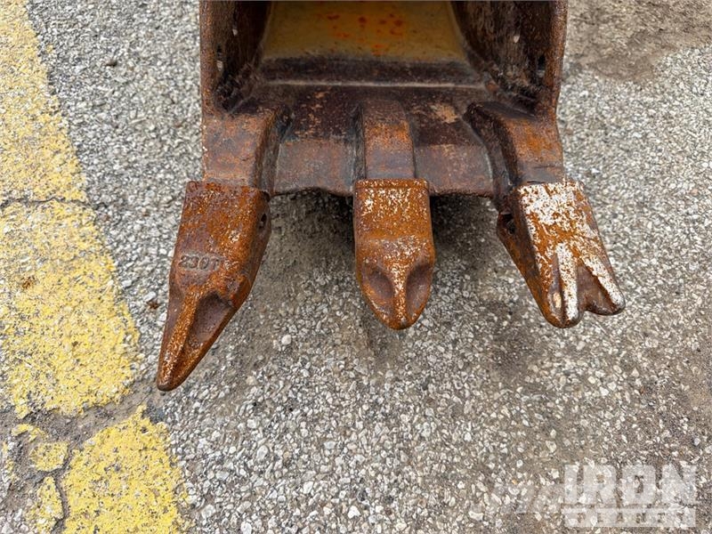  10 in Digging Excavator Bucket - Fits Yanmar دلاء