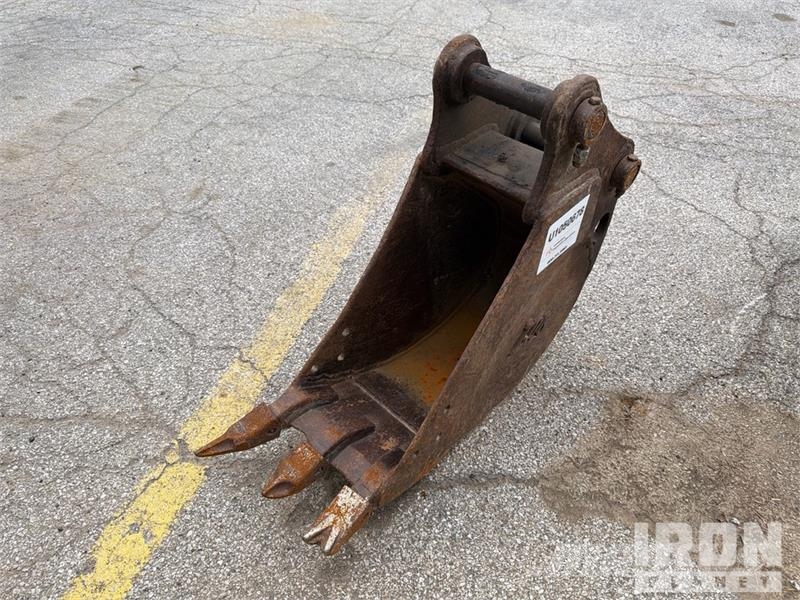  10 in Digging Excavator Bucket - Fits Yanmar دلاء