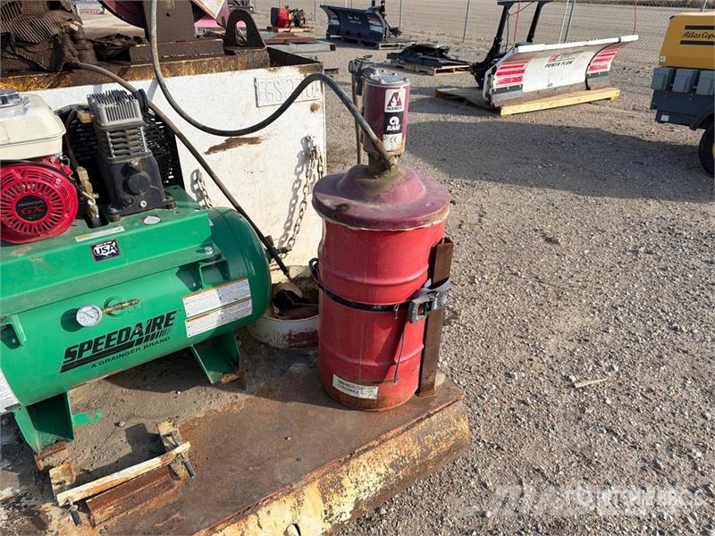  1000 gal Skid Mounted Steel Diesel Fuel Tank Tanques de combustível e aditivos