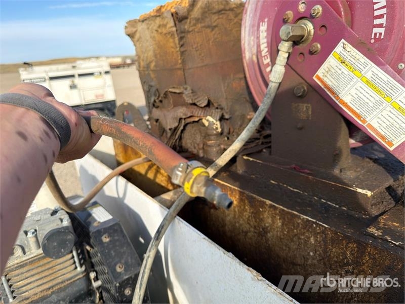  1000 gal Skid Mounted Steel Diesel Fuel Tank Tanques de combustível e aditivos