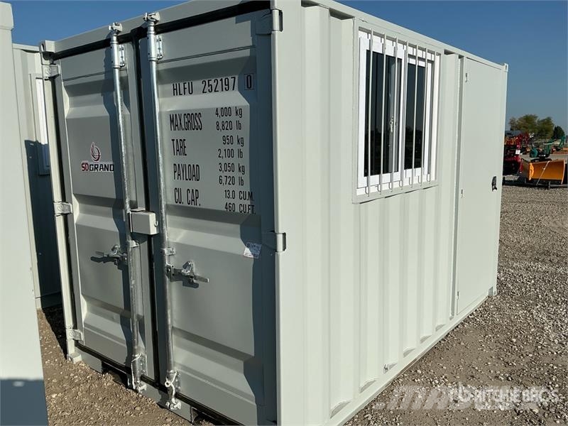 11 ft Storage Container Conteneurs de stockage