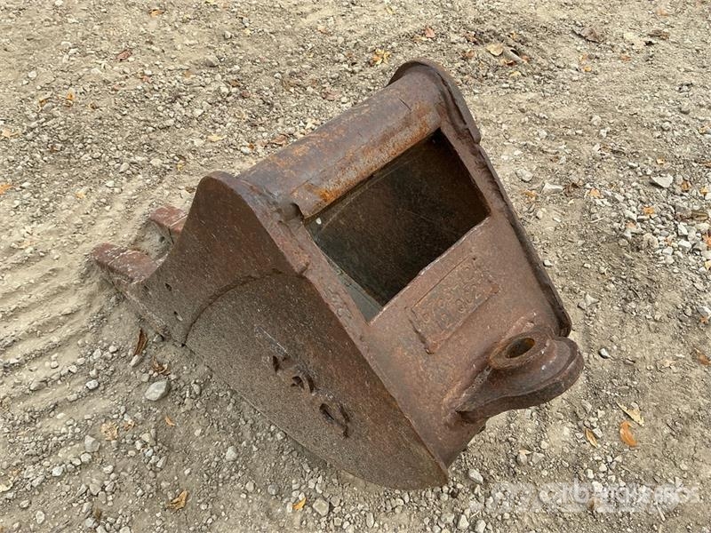 12 in Digging Tag Excavator Bucket - Fits Takeuchi Kašike / Korpe