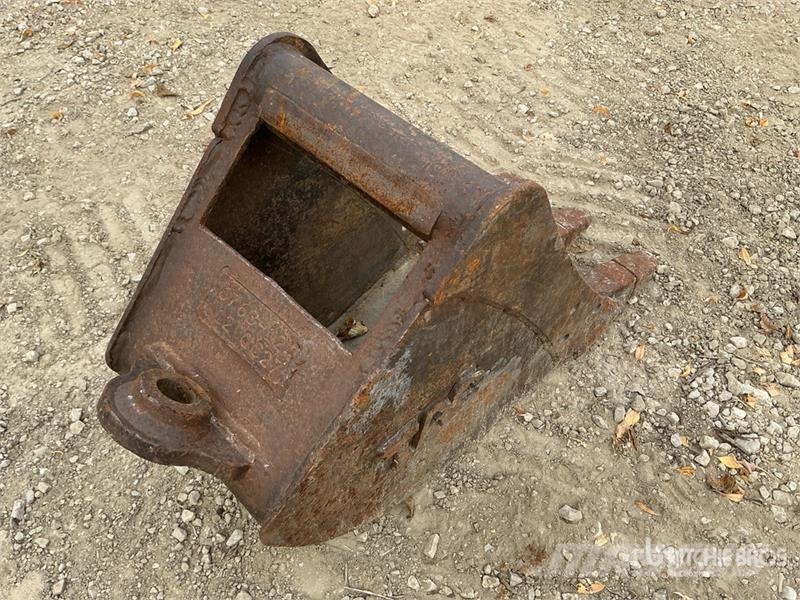 12 in Digging Tag Excavator Bucket - Fits Takeuchi Kašike / Korpe