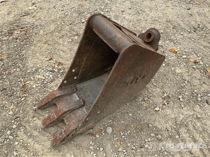 12 in Digging Tag Excavator Bucket - Fits Takeuchi Kašike / Korpe