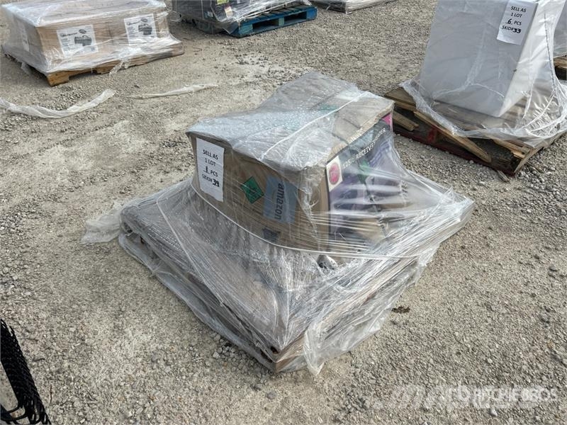 125 lbs Receiver Hitch Mounted Salt Spreader 砂鹽撒布機
