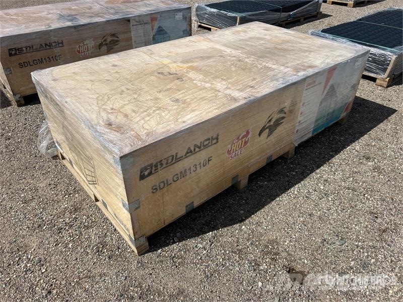  13 ft x 10 ft Livestock Shelter (Unused) Utilaje si accesorii folosite la cresterea animalelor
