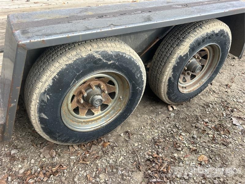  16 ft T/A Equipment Trailer Járműszállító pótkocsik