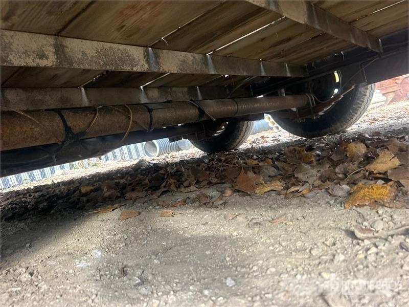  16 ft T/A Equipment Trailer Járműszállító pótkocsik