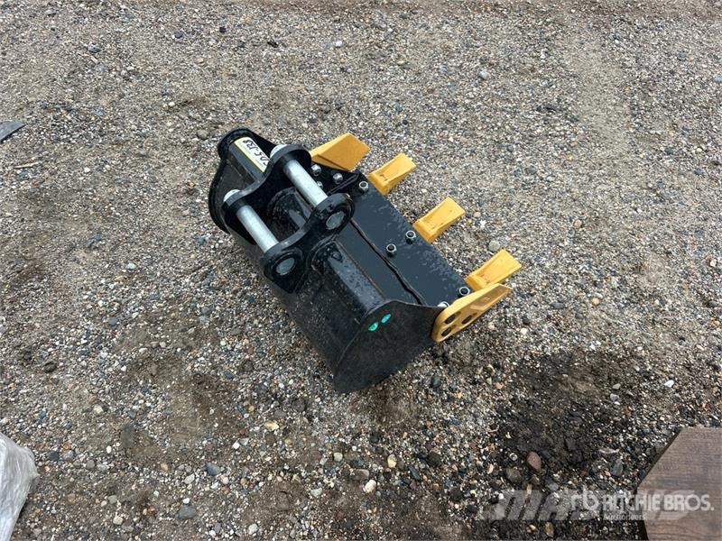  16 in Digging Excavator Bucket (Unused) دلاء