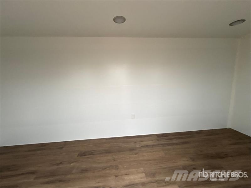  20 ft x 8 ft Frameless Mobile Office Other