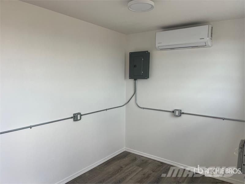 20 ft x 8 ft Skid-Mounted Storage Container Mobile Ďalšie poľnohospodárske stroje