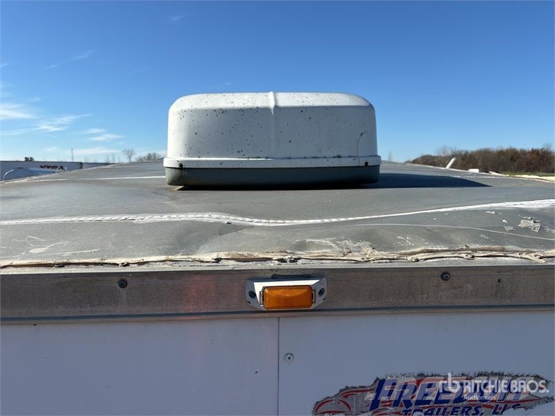  24 ft T/A Enclosed Trailer Skappåbygg
