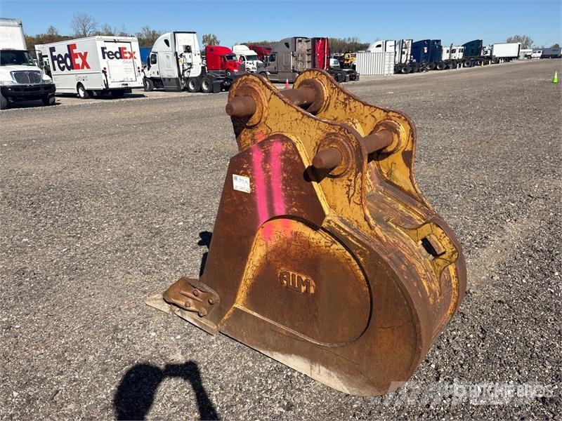 24 in Excavator Bucket - Fits Cat 330 Skovle
