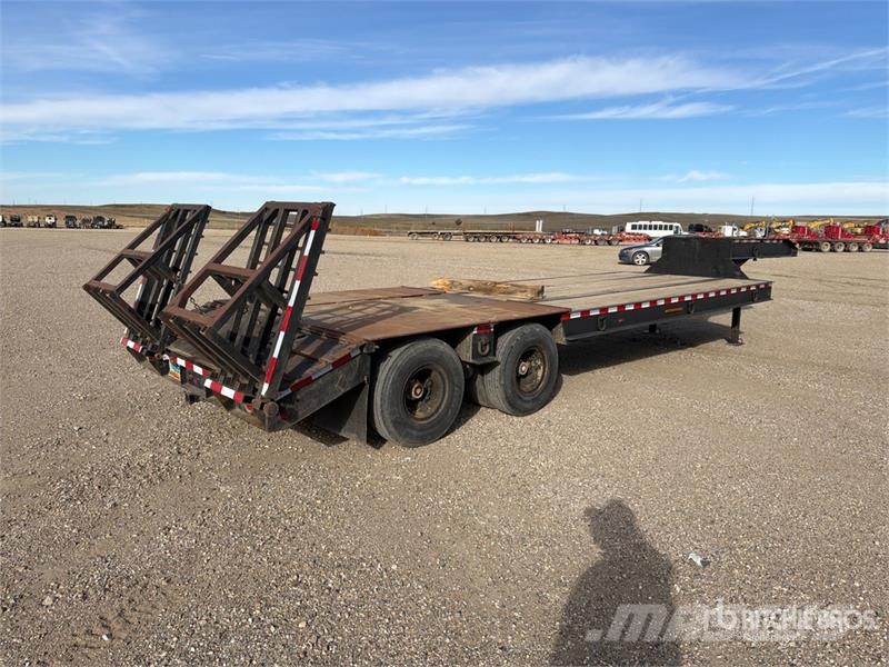 25 ft T/A Equipment Trailer Prikolice za autotransportere