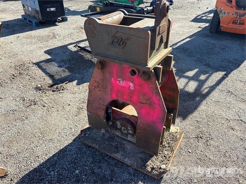 27 inch Plate Compactor Attachment دكاكات أفقية