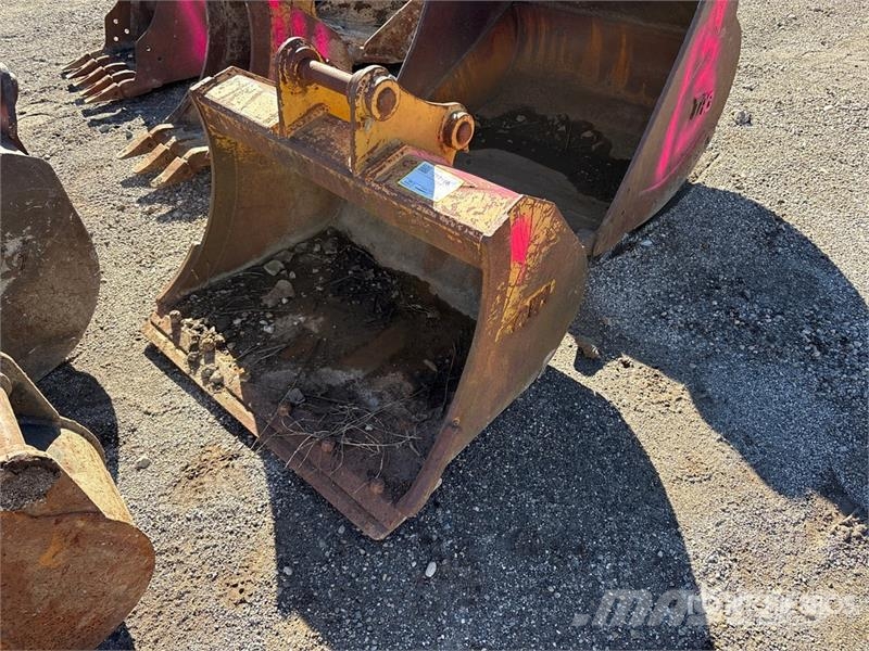  35 in Excavator Bucket Buckets