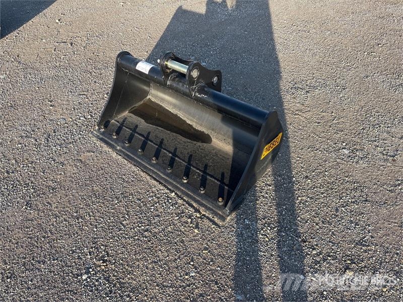 35CL 42 in Cleanup Excavator Bucket - Fits 40mm Ca Schaufeln